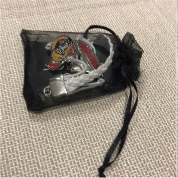 NHL Ottawa Senators White Braided Bracelet - Picture 5 of 7